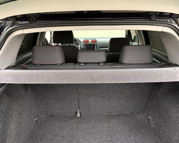 Черный Фольксваген Гольф, объемом двигателя 1.39 л и пробегом 260 тыс. км за 4999 $, фото 17 на Automoto.ua