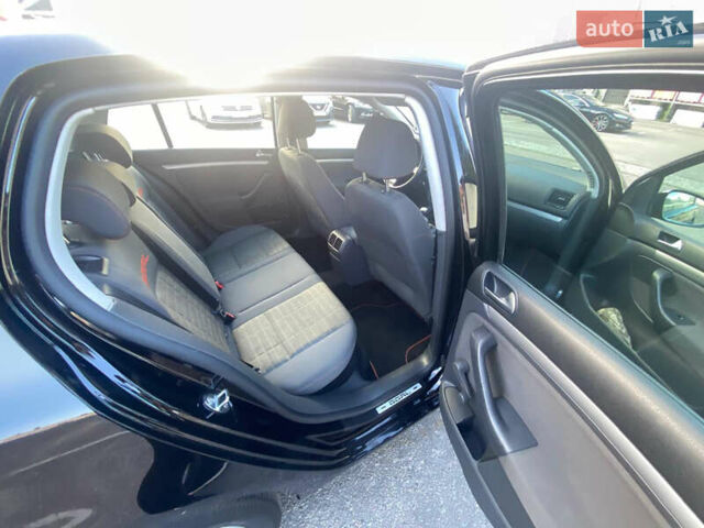 Чорний Фольксваген Гольф, об'ємом двигуна 1.6 л та пробігом 210 тис. км за 6000 $, фото 10 на Automoto.ua