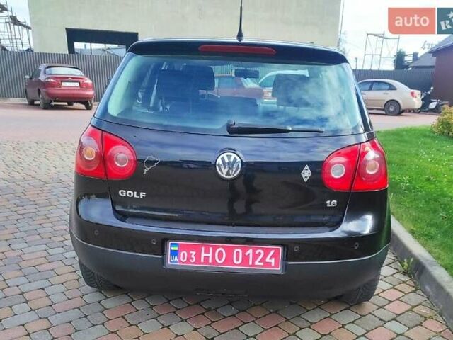 Черный Фольксваген Гольф, объемом двигателя 1.6 л и пробегом 188 тыс. км за 5500 $, фото 7 на Automoto.ua