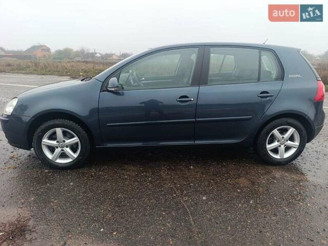 Черный Фольксваген Гольф, объемом двигателя 1.6 л и пробегом 202 тыс. км за 5999 $, фото 15 на Automoto.ua