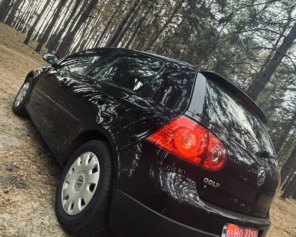 Черный Фольксваген Гольф, объемом двигателя 1.4 л и пробегом 268 тыс. км за 5650 $, фото 44 на Automoto.ua