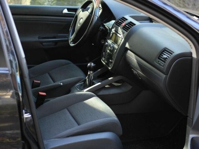 Чорний Фольксваген Гольф, об'ємом двигуна 0 л та пробігом 220 тис. км за 5000 $, фото 3 на Automoto.ua