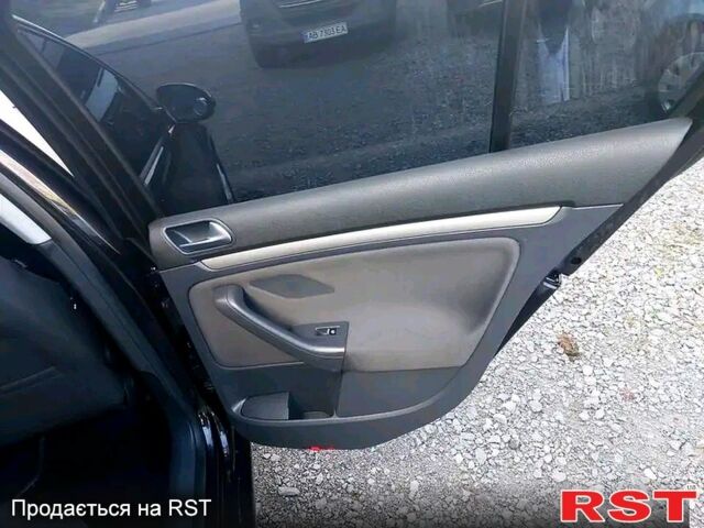 Чорний Фольксваген Гольф, об'ємом двигуна 1.6 л та пробігом 250 тис. км за 4800 $, фото 3 на Automoto.ua