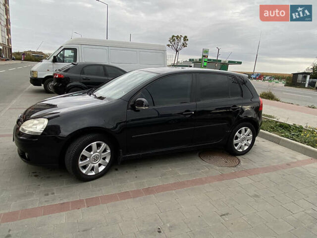 Чорний Фольксваген Гольф, об'ємом двигуна 1.6 л та пробігом 190 тис. км за 6032 $, фото 1 на Automoto.ua