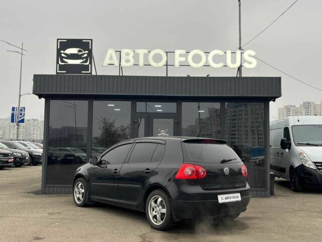 Черный Фольксваген Гольф, объемом двигателя 1.4 л и пробегом 268 тыс. км за 6490 $, фото 4 на Automoto.ua