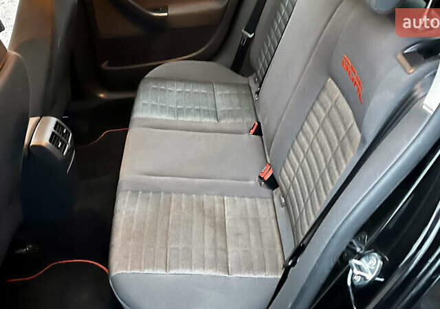 Чорний Фольксваген Гольф, об'ємом двигуна 1.4 л та пробігом 244 тис. км за 5550 $, фото 13 на Automoto.ua