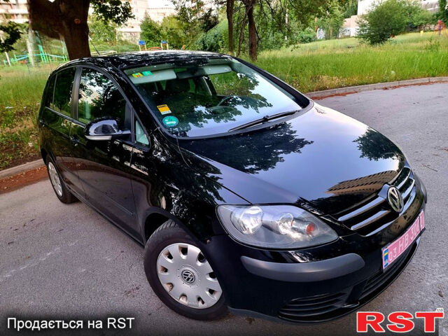 Чорний Фольксваген Гольф, об'ємом двигуна 1.4 л та пробігом 206 тис. км за 6499 $, фото 2 на Automoto.ua