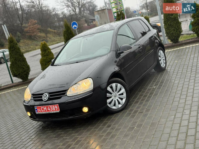 Черный Фольксваген Гольф, объемом двигателя 1.6 л и пробегом 195 тыс. км за 5150 $, фото 2 на Automoto.ua