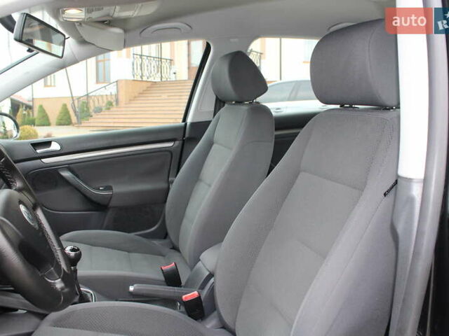 Чорний Фольксваген Гольф, об'ємом двигуна 1.6 л та пробігом 205 тис. км за 5790 $, фото 36 на Automoto.ua