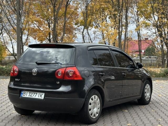 Черный Фольксваген Гольф, объемом двигателя 1.6 л и пробегом 201 тыс. км за 6400 $, фото 2 на Automoto.ua