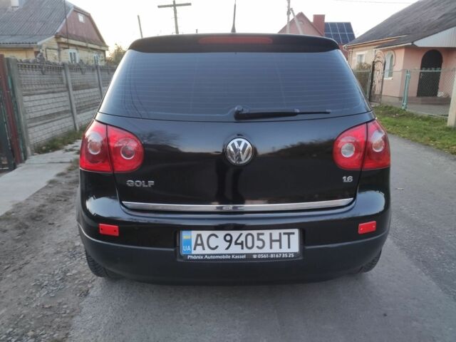 Черный Фольксваген Гольф, объемом двигателя 1.6 л и пробегом 250 тыс. км за 7500 $, фото 3 на Automoto.ua