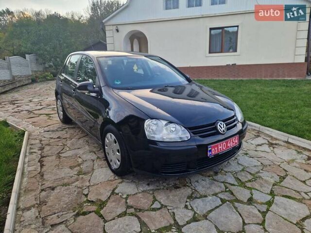 Фольксваген Гольф 2006 в Могилев-Подольском на Automoto.ua Черный Фольксваген Гольф, объемом двигателя 1.6 л и пробегом 164 тыс. км за 5750 $, фото 1 на Automoto.ua