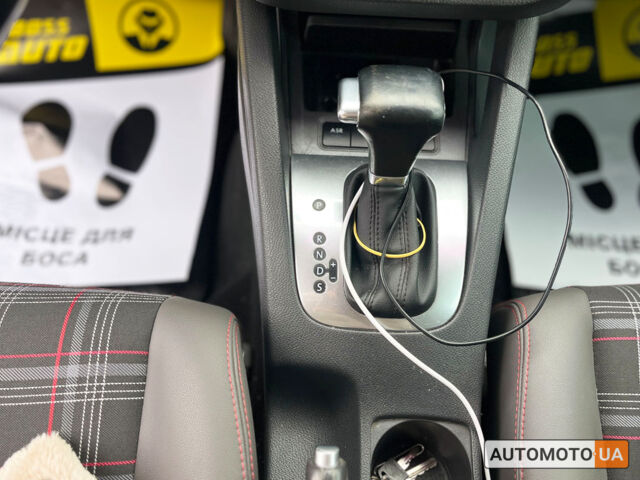 Черный Фольксваген Гольф, объемом двигателя 1.6 л и пробегом 240 тыс. км за 7900 $, фото 14 на Automoto.ua