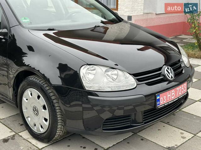 Черный Фольксваген Гольф, объемом двигателя 1.4 л и пробегом 187 тыс. км за 6500 $, фото 10 на Automoto.ua