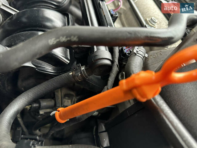 Черный Фольксваген Гольф, объемом двигателя 1.4 л и пробегом 187 тыс. км за 6500 $, фото 84 на Automoto.ua