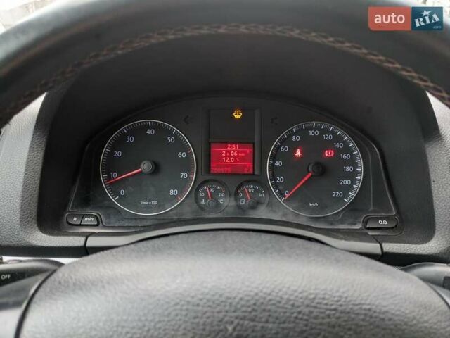 Черный Фольксваген Гольф, объемом двигателя 1.4 л и пробегом 202 тыс. км за 4999 $, фото 42 на Automoto.ua