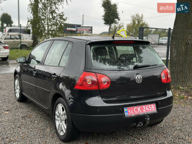 Черный Фольксваген Гольф, объемом двигателя 1.6 л и пробегом 221 тыс. км за 6600 $, фото 10 на Automoto.ua