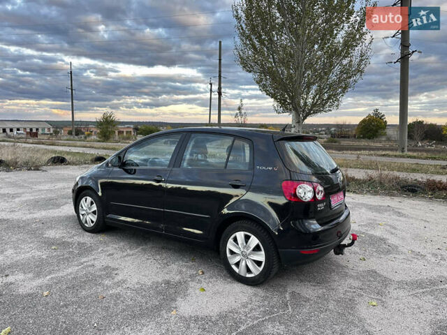 Черный Фольксваген Гольф, объемом двигателя 1.6 л и пробегом 89 тыс. км за 6500 $, фото 7 на Automoto.ua