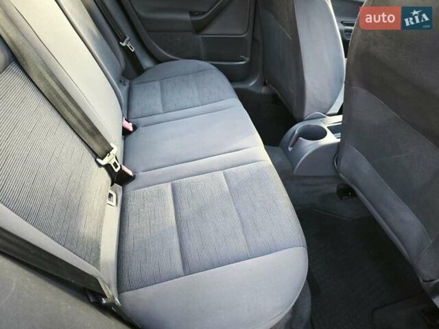 Фольксваген Гольф 2006 в Хмельницком на Automoto.ua Черный Фольксваген Гольф, объемом двигателя 1.6 л и пробегом 247 тыс. км за 6400 $, фото 71 на Automoto.ua