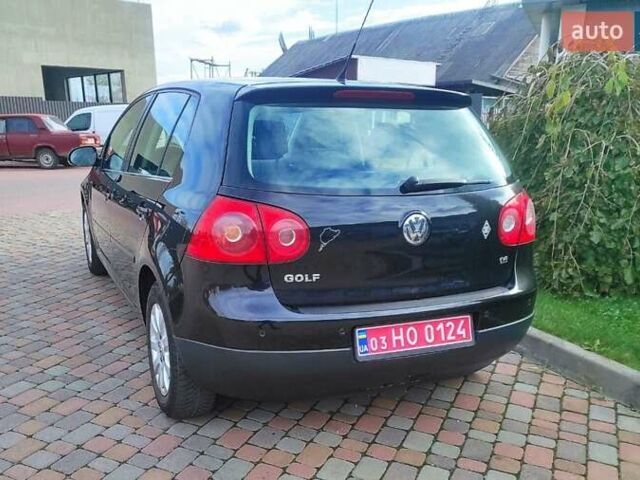 Черный Фольксваген Гольф, объемом двигателя 1.6 л и пробегом 188 тыс. км за 5500 $, фото 31 на Automoto.ua