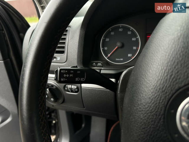 Черный Фольксваген Гольф, объемом двигателя 1.6 л и пробегом 221 тыс. км за 6600 $, фото 32 на Automoto.ua