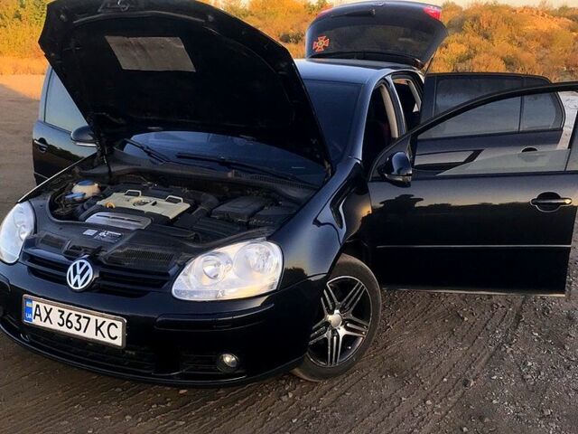 Черный Фольксваген Гольф, объемом двигателя 1.4 л и пробегом 240 тыс. км за 5900 $, фото 4 на Automoto.ua