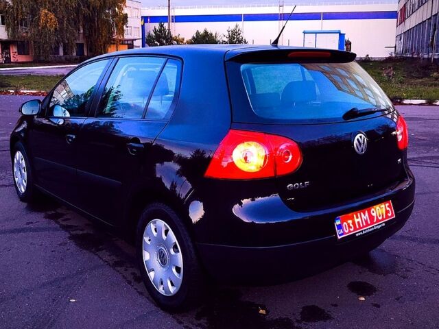 Черный Фольксваген Гольф, объемом двигателя 1.6 л и пробегом 223 тыс. км за 5350 $, фото 5 на Automoto.ua