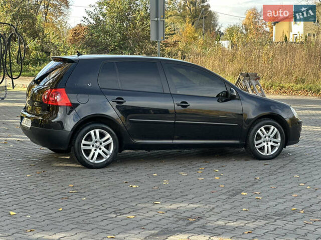 Черный Фольксваген Гольф, объемом двигателя 1.9 л и пробегом 320 тыс. км за 5800 $, фото 6 на Automoto.ua