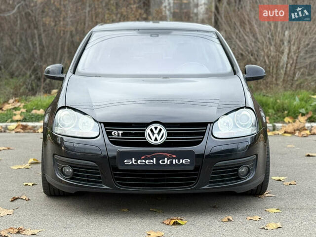 Черный Фольксваген Гольф, объемом двигателя 1.39 л и пробегом 207 тыс. км за 5599 $, фото 1 на Automoto.ua