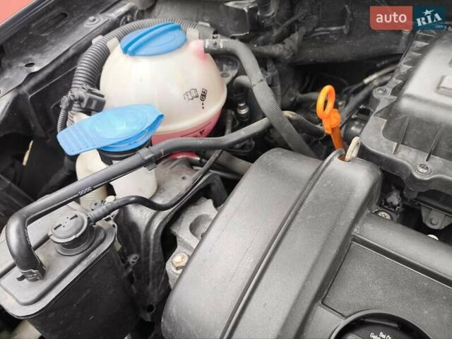 Чорний Фольксваген Гольф, об'ємом двигуна 1.4 л та пробігом 229 тис. км за 5900 $, фото 18 на Automoto.ua