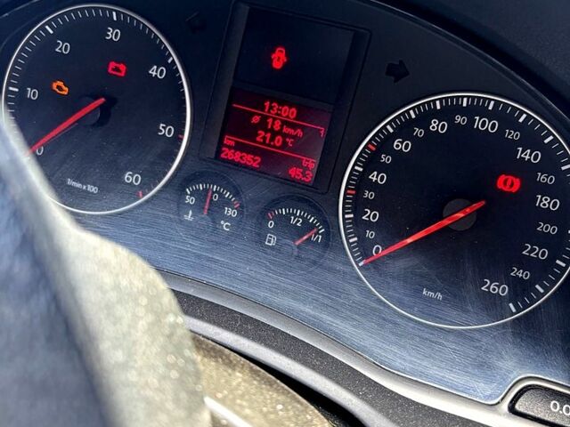 Черный Фольксваген Гольф, объемом двигателя 1.9 л и пробегом 280 тыс. км за 6700 $, фото 3 на Automoto.ua