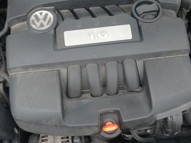 Черный Фольксваген Гольф, объемом двигателя 1.6 л и пробегом 226 тыс. км за 6500 $, фото 3 на Automoto.ua