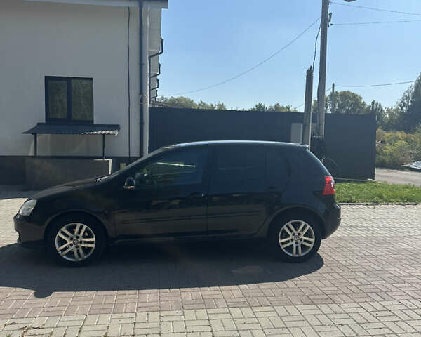 Чорний Фольксваген Гольф, об'ємом двигуна 1.6 л та пробігом 283 тис. км за 6400 $, фото 2 на Automoto.ua