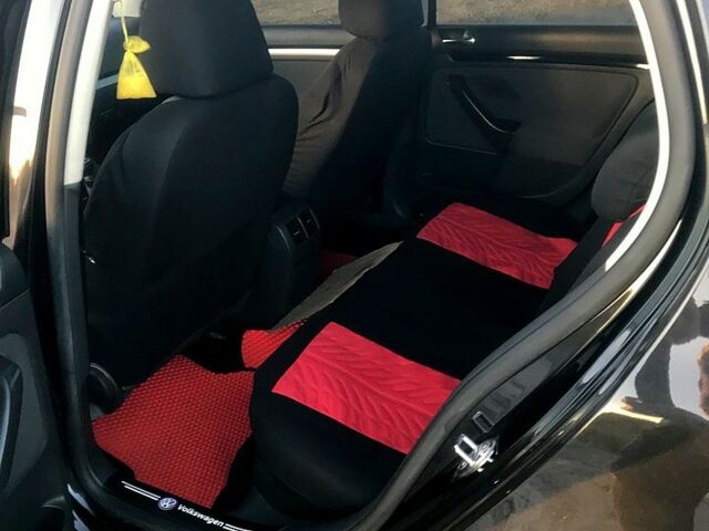 Черный Фольксваген Гольф, объемом двигателя 1.4 л и пробегом 240 тыс. км за 5900 $, фото 5 на Automoto.ua