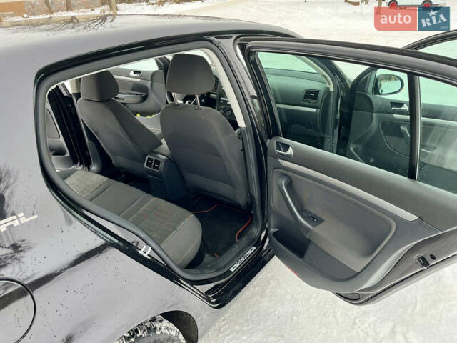 Черный Фольксваген Гольф, объемом двигателя 1.4 л и пробегом 244 тыс. км за 5699 $, фото 14 на Automoto.ua