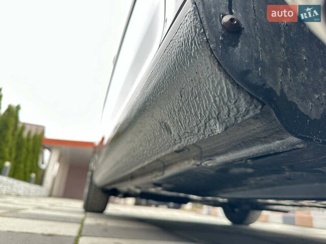 Черный Фольксваген Гольф, объемом двигателя 1.4 л и пробегом 187 тыс. км за 6500 $, фото 24 на Automoto.ua