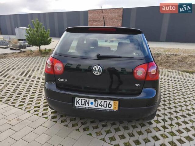 Фольксваген Гольф 2006 в Хмельницком на Automoto.ua Черный Фольксваген Гольф, объемом двигателя 1.6 л и пробегом 247 тыс. км за 6400 $, фото 33 на Automoto.ua