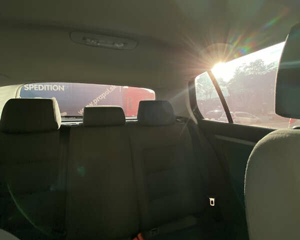 Чорний Фольксваген Гольф, об'ємом двигуна 1.6 л та пробігом 190 тис. км за 6032 $, фото 25 на Automoto.ua