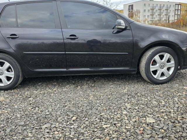 Черный Фольксваген Гольф, объемом двигателя 1.6 л и пробегом 220 тыс. км за 5250 $, фото 3 на Automoto.ua