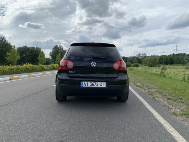 Черный Фольксваген Гольф, объемом двигателя 1.4 л и пробегом 230 тыс. км за 4500 $, фото 4 на Automoto.ua