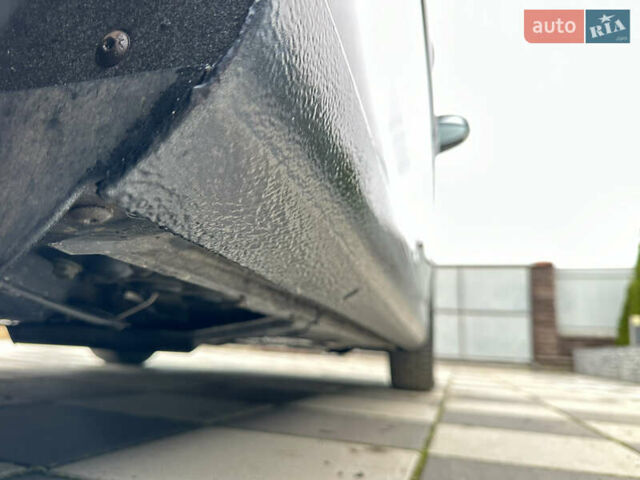 Черный Фольксваген Гольф, объемом двигателя 1.4 л и пробегом 187 тыс. км за 6500 $, фото 26 на Automoto.ua