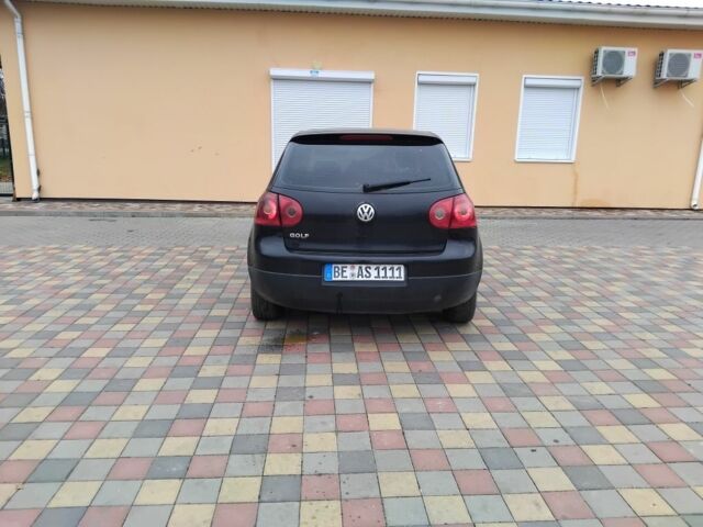 Черный Фольксваген Гольф, объемом двигателя 1.4 л и пробегом 230 тыс. км за 1250 $, фото 1 на Automoto.ua