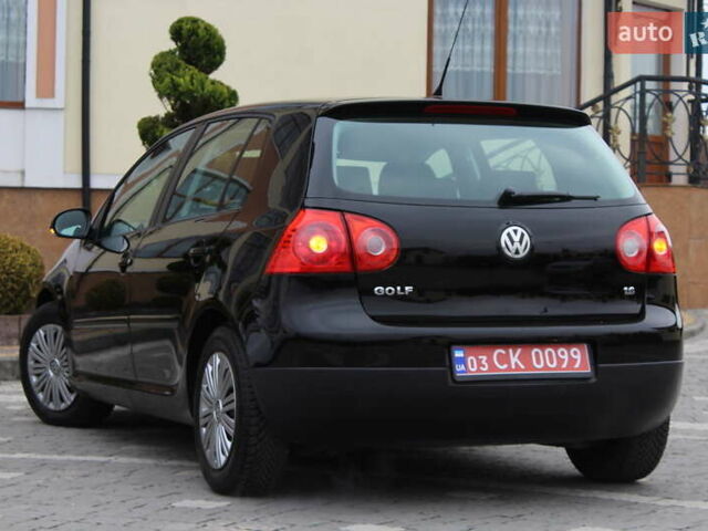 Чорний Фольксваген Гольф, об'ємом двигуна 1.6 л та пробігом 205 тис. км за 5790 $, фото 9 на Automoto.ua