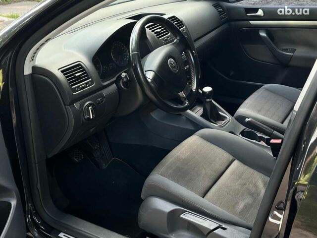 Чорний Фольксваген Гольф, об'ємом двигуна 1.6 л та пробігом 255 тис. км за 4990 $, фото 16 на Automoto.ua