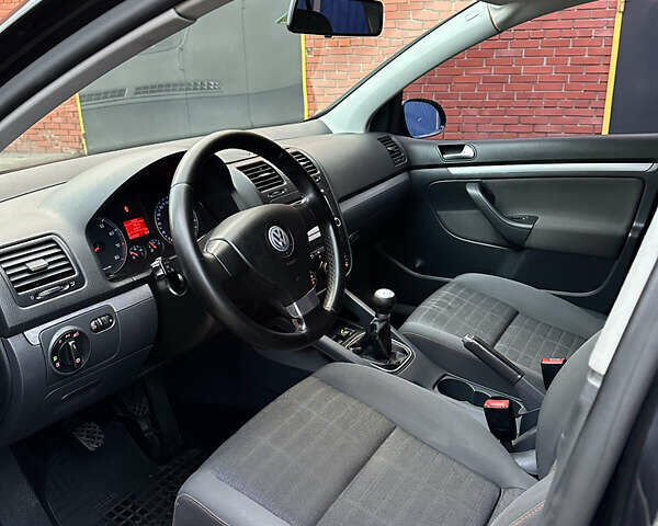 Фольксваген Гольф 2006 в Полтаве на Automoto.ua Черный Фольксваген Гольф, объемом двигателя 1.6 л и пробегом 295 тыс. км за 5800 $, фото 21 на Automoto.ua