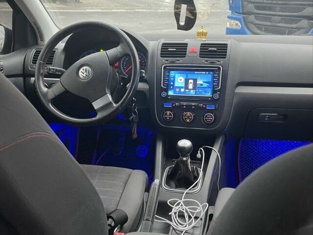 Чорний Фольксваген Гольф, об'ємом двигуна 1.6 л та пробігом 2 тис. км за 6500 $, фото 15 на Automoto.ua