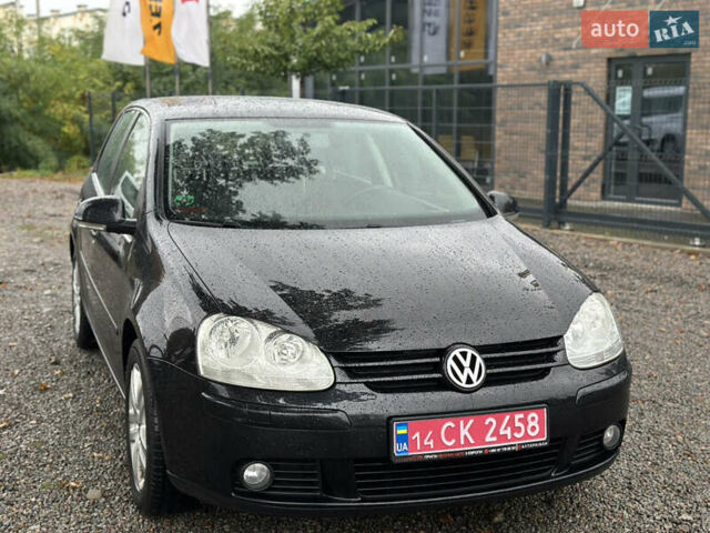 Черный Фольксваген Гольф, объемом двигателя 1.6 л и пробегом 221 тыс. км за 6600 $, фото 1 на Automoto.ua