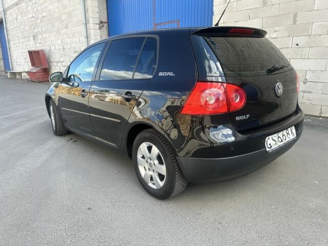 Черный Фольксваген Гольф, объемом двигателя 1.4 л и пробегом 288 тыс. км за 5350 $, фото 2 на Automoto.ua