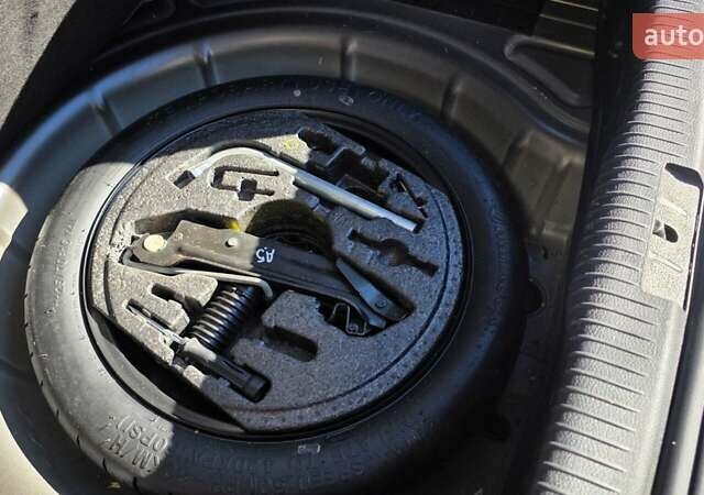 Чорний Фольксваген Гольф, об'ємом двигуна 1.6 л та пробігом 220 тис. км за 5350 $, фото 17 на Automoto.ua