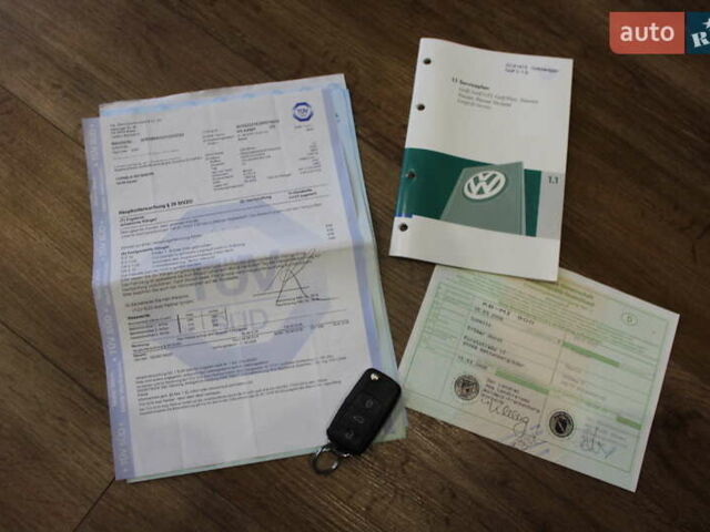 Чорний Фольксваген Гольф, об'ємом двигуна 1.6 л та пробігом 205 тис. км за 5690 $, фото 92 на Automoto.ua